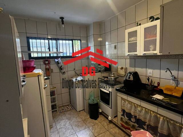 #34 - Apartamento para Venda em São Pedro da Aldeia - RJ